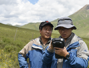 測(cè)繪戰(zhàn)士在青海，山下的測(cè)繪尖兵