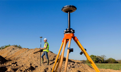 RTK與全站儀有哪些區(qū)別？兩者優(yōu)缺點對比